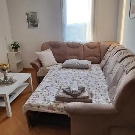 Apartament Lejla *